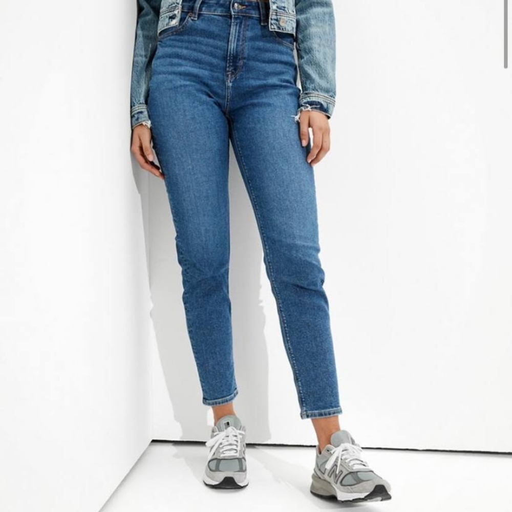 American Eagle mom straight jeans size 2